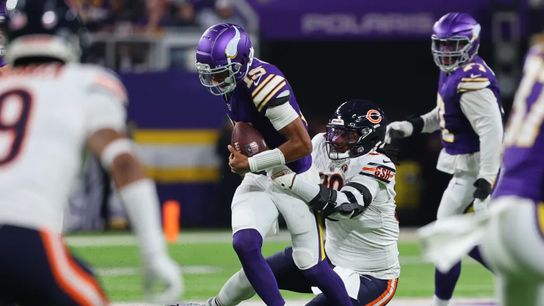 WATCH: Every snap Gervon Dexter played in Week 12 vs. Vikings (2023 Season)